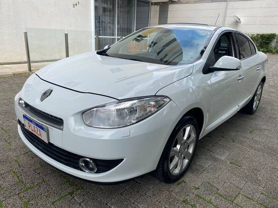 RENAULT FLUENCE 2.0 PRIVILÉGE 16V FLEX 4P AUTOMÁTICO